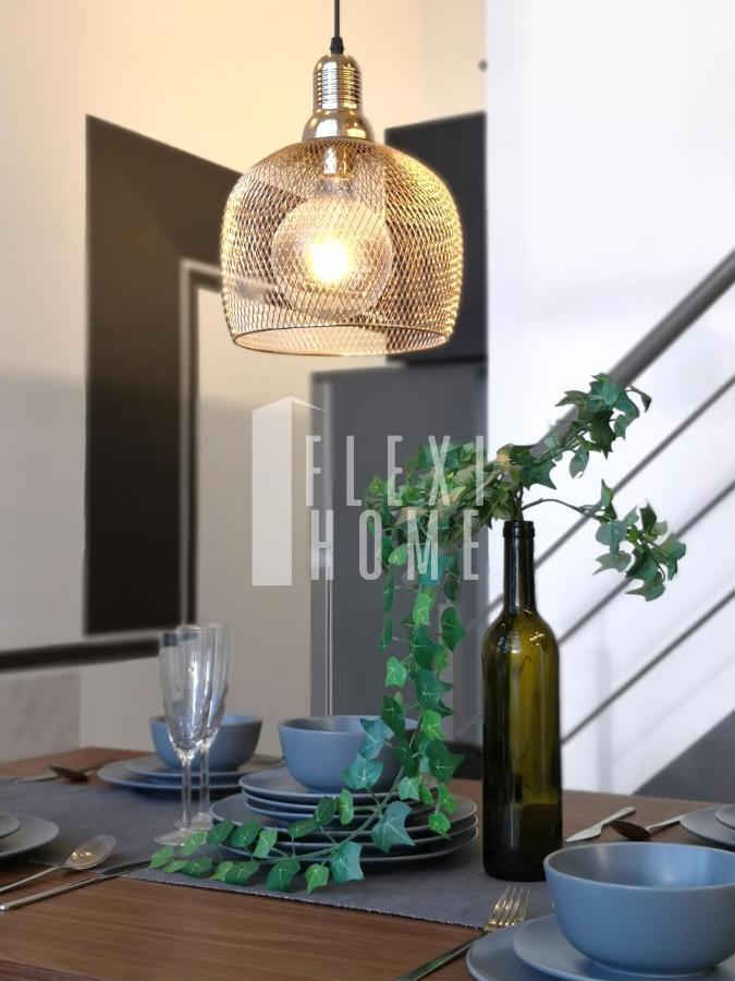 Pinnacle Pj, Romantic City View, 1-4 Guests Designed Duplex Home By Flexihome-My Petaling Jaya Exterior foto